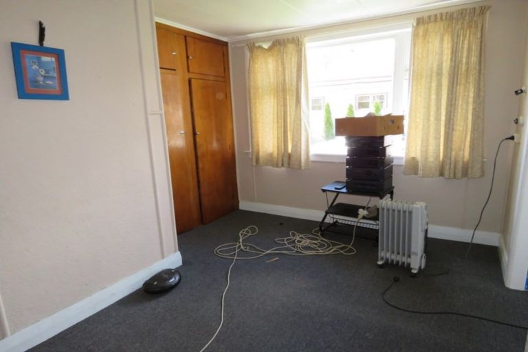 Photo of property in 73 Shiel Street, Reefton, 7830