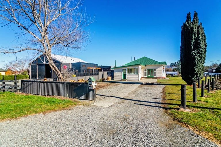 Photo of property in 4 Laura Street, Lumsden, 9730