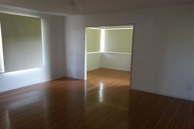 Photo of property in 23 Mawney Road, Henderson, Auckland, 0610