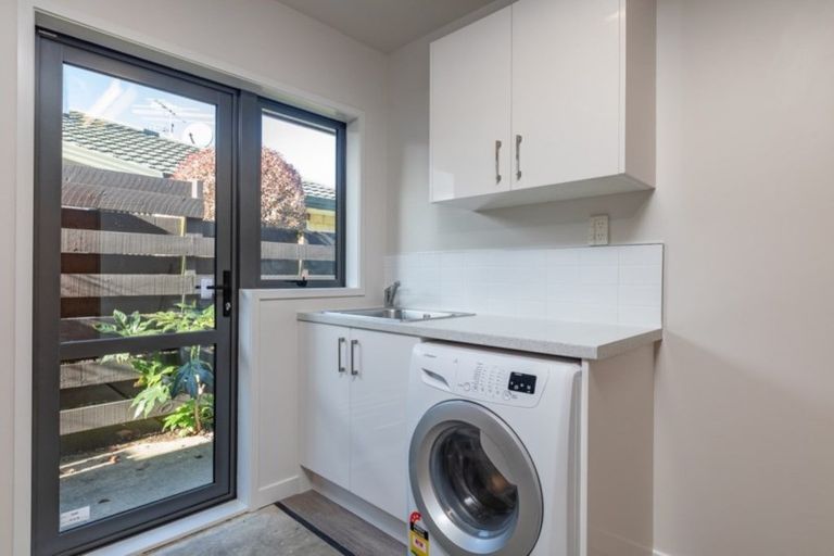 Photo of property in 76 Kapanui Road, Waikanae, 5036