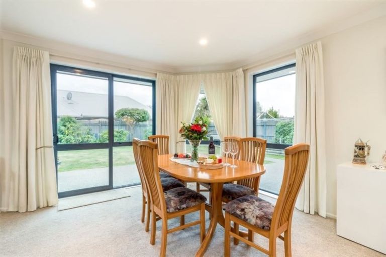 Photo of property in 5 Kotuku Crescent, Takanini, 2112