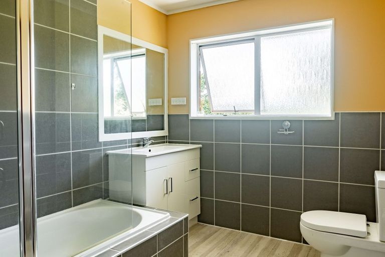 Photo of property in 4/36 Copley Street, New Lynn, Auckland, 0600