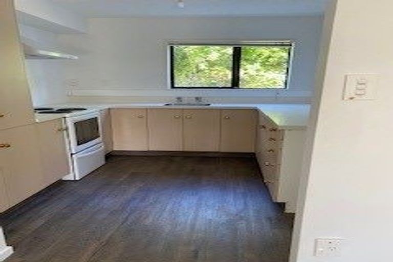 Photo of property in 10 Mayfair Street, Riccarton, Christchurch, 8011