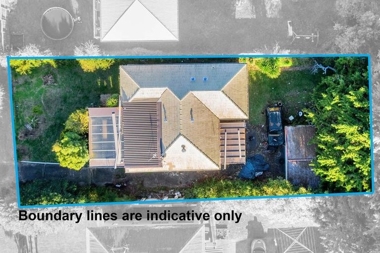 Photo of property in 14 Geordie Street, Henderson, Auckland, 0612