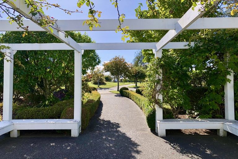 Photo of property in 14 Maison Way, Rangatira Park, Taupo, 3330