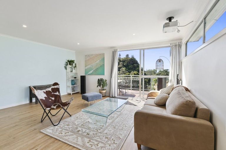 Photo of property in 1/27 The Rigi, Northland, Wellington, 6012