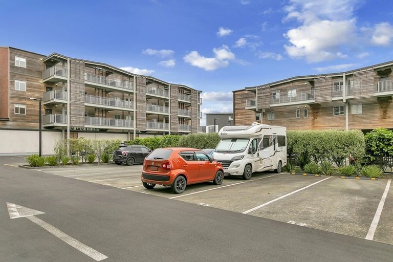 Photo of property in 204/160d Hobsonville Point Road, Hobsonville, Auckland, 0616