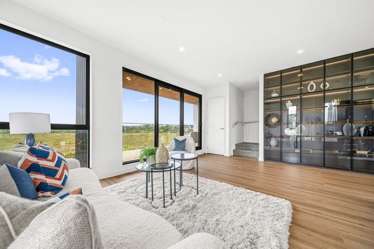 Photo of property in 33c Saint Peters Street, Northcote, Auckland, 0627