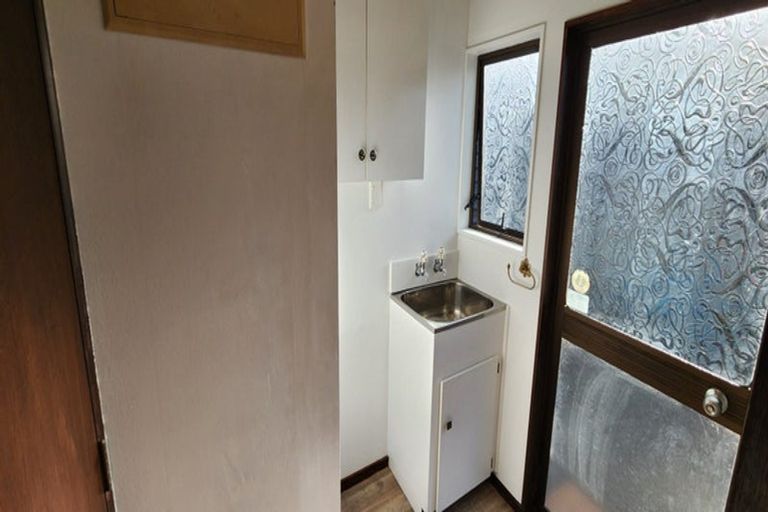 Photo of property in 5/1 Hawea Street, Merrilands, New Plymouth, 4312