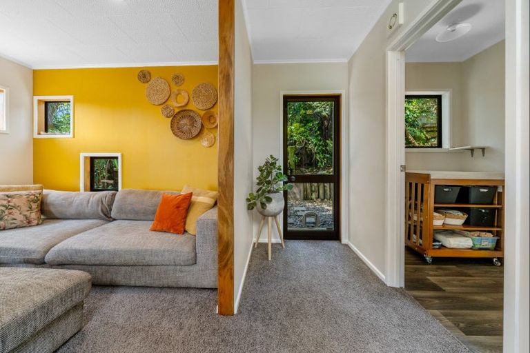 Photo of property in 13 Honnor Place, Hurdon, New Plymouth, 4310