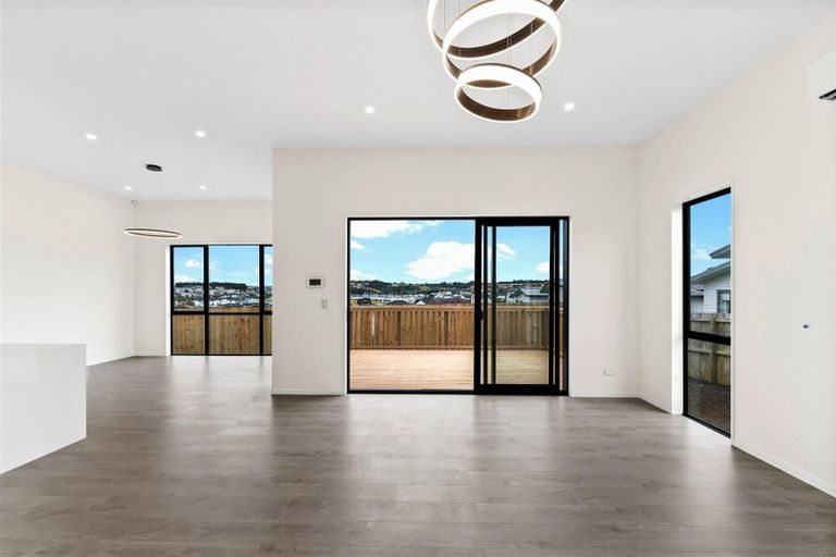 Photo of property in 4 Ta Moko Drive, Gulf Harbour, 0930
