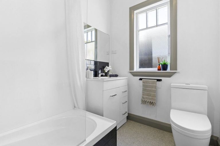 Photo of property in 19a Montague Street, Alicetown, Lower Hutt, 5010