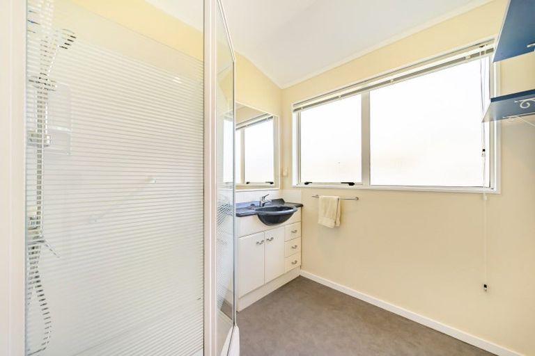 Photo of property in Kowhai Court, 9/17 John Street, Trentham, Upper Hutt, 5018