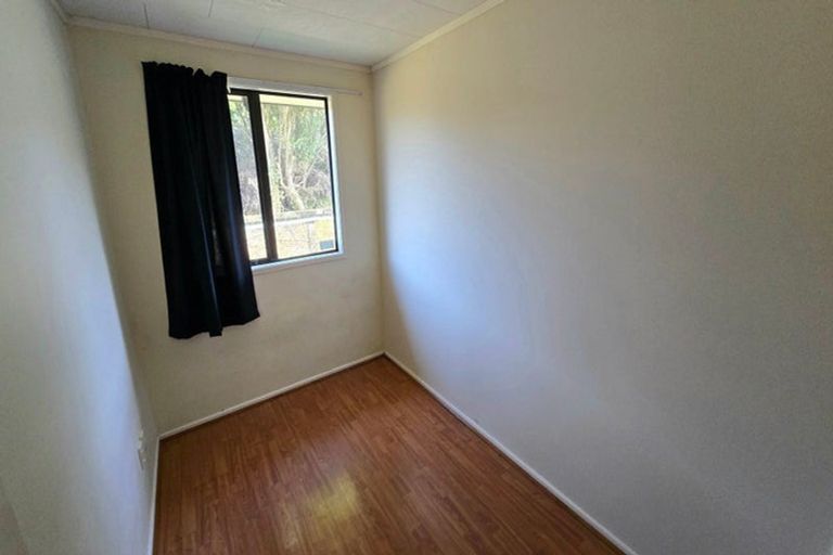 Photo of property in 27 Mary Huse Grove, Manor Park, Lower Hutt, 5019