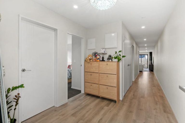 Photo of property in 16 Karihi Road, Karaka, Papakura, 2113