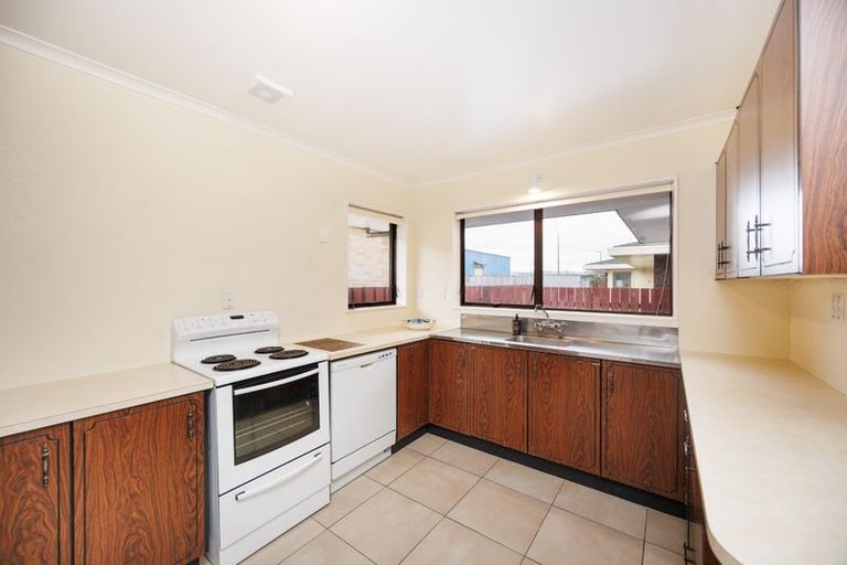 Photo of property in 235b Grey Street, Palmerston North, 4414