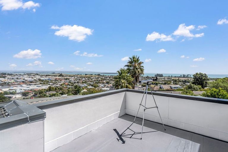 Photo of property in 51 Tosswill Road, Tahunanui, Nelson, 7011