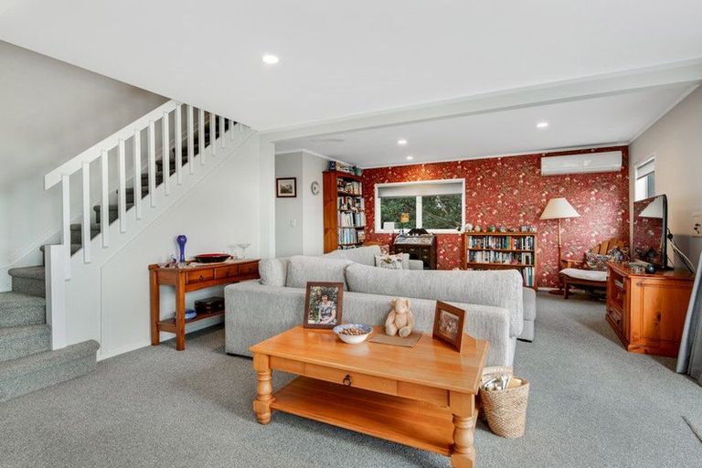 Photo of property in 812 Inland Road, Helensville, 0875