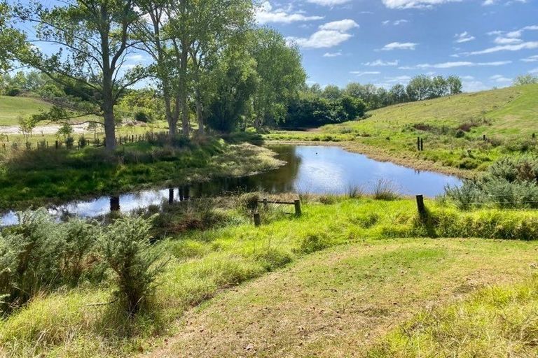 Photo of property in Redcliffs Road, Kerikeri, 0294