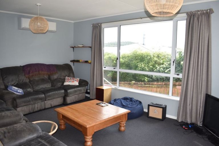 Photo of property in 9 Pomare Place, Spotswood, New Plymouth, 4310