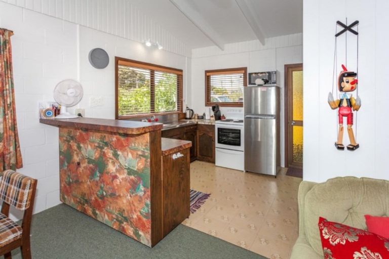 Photo of property in 605a Ocean Road, Whangamata, 3620