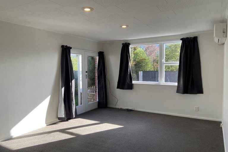Photo of property in 2/113 Clouston Park Road, Clouston Park, Upper Hutt, 5018