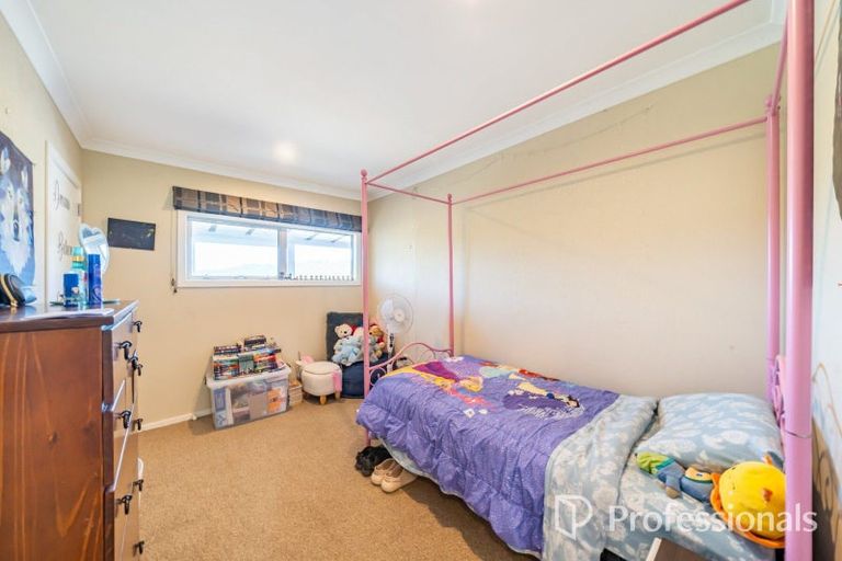 Photo of property in 25 Thomas Street, Stokes Valley, Lower Hutt, 5019