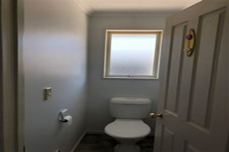 Photo of property in 10 Joe Burns Place, Wigram, Christchurch, 8042