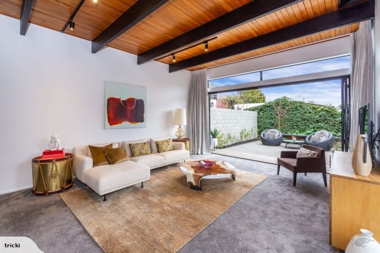 Photo of property in 71 Innes Road, St Albans, Christchurch, 8052