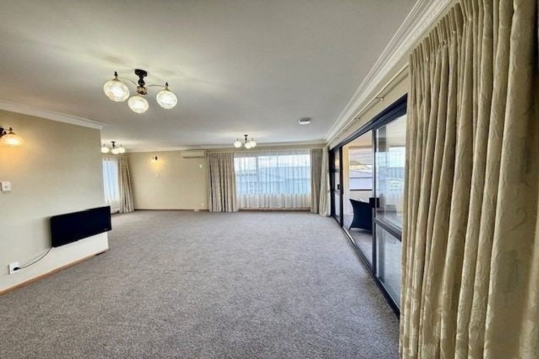 Photo of property in 9b Tirinui Crest Road, Otumoetai, Tauranga, 3110