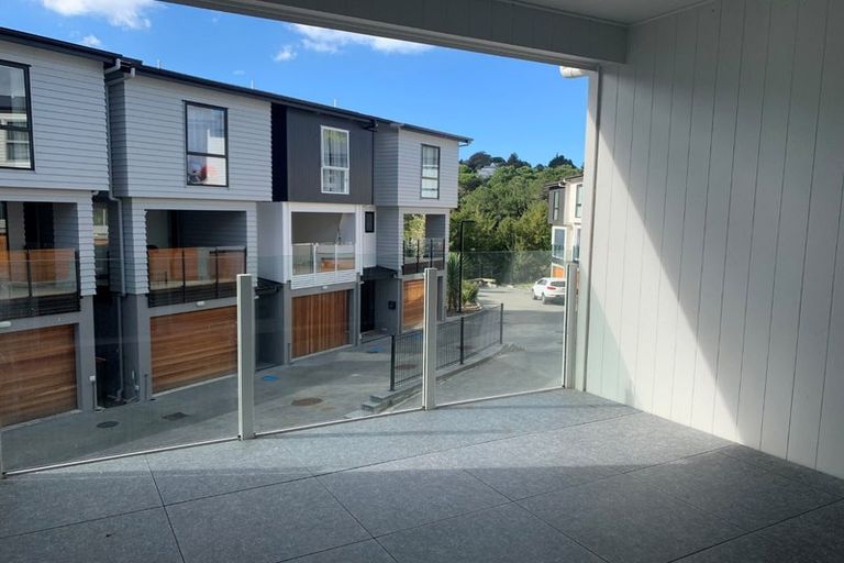 Photo of property in 86 Makamaka Lane, Albany Heights, Auckland, 0632