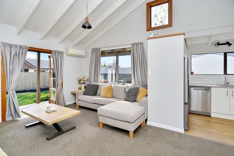 Photo of property in 10 Grenville Street, Waltham, Christchurch, 8011