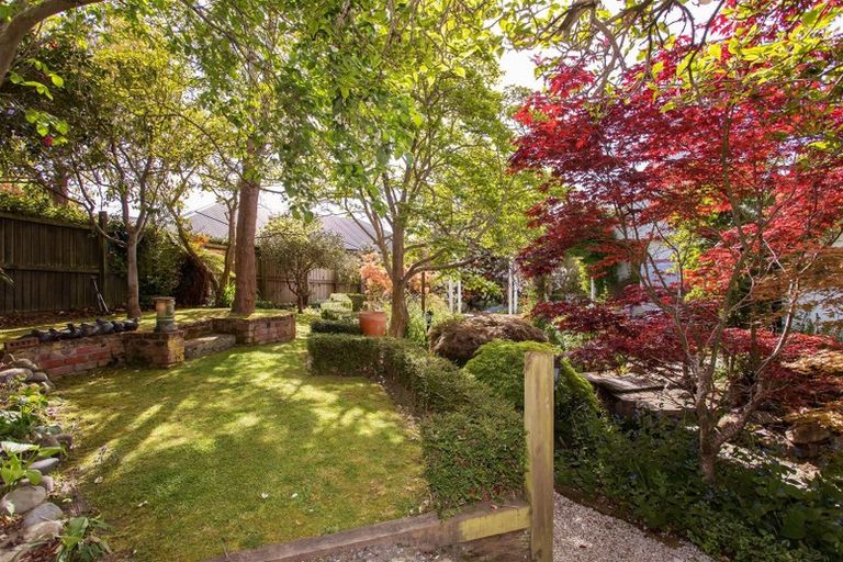 Photo of property in 55 Englefield Road, Northwood, Christchurch, 8051