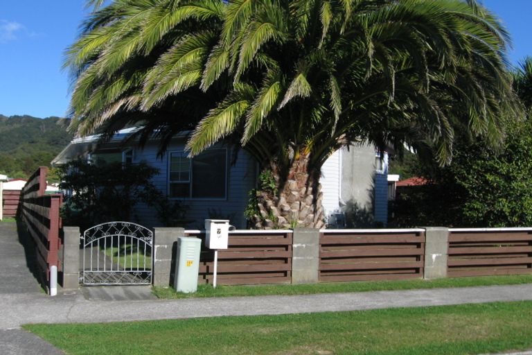 Photo of property in 7 Kerepehi Grove, Wainuiomata, Lower Hutt, 5014