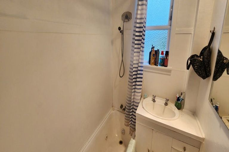 Photo of property in 9 Timandra Street, Welbourn, New Plymouth, 4312