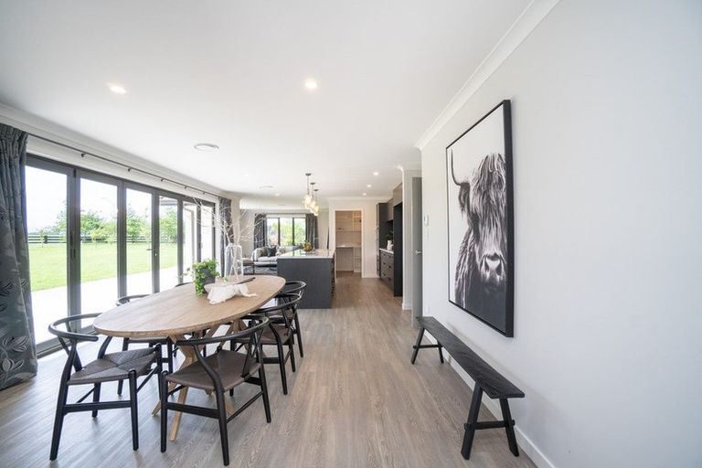 Photo of property in 7 Hartwell Drive, Kelvin Grove, Palmerston North, 4470