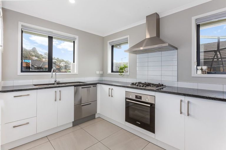 Photo of property in 1 Genoa Place, Whitby, Porirua, 5024
