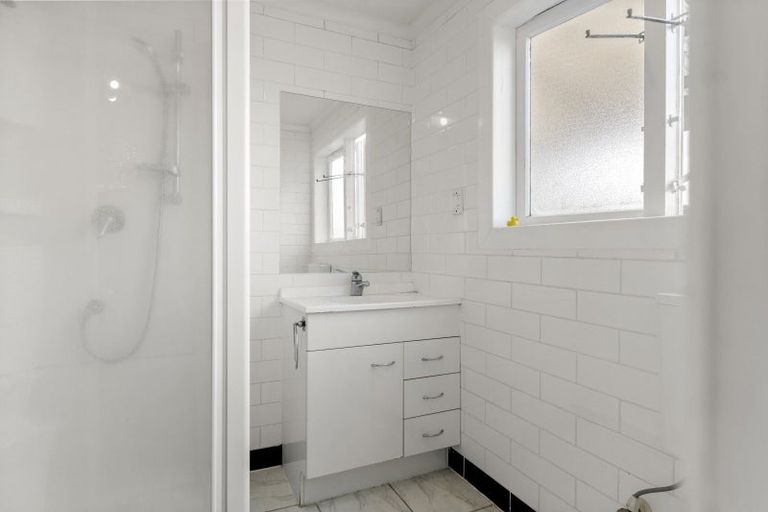 Photo of property in 9 Mellsop Avenue, Waiuku, 2123