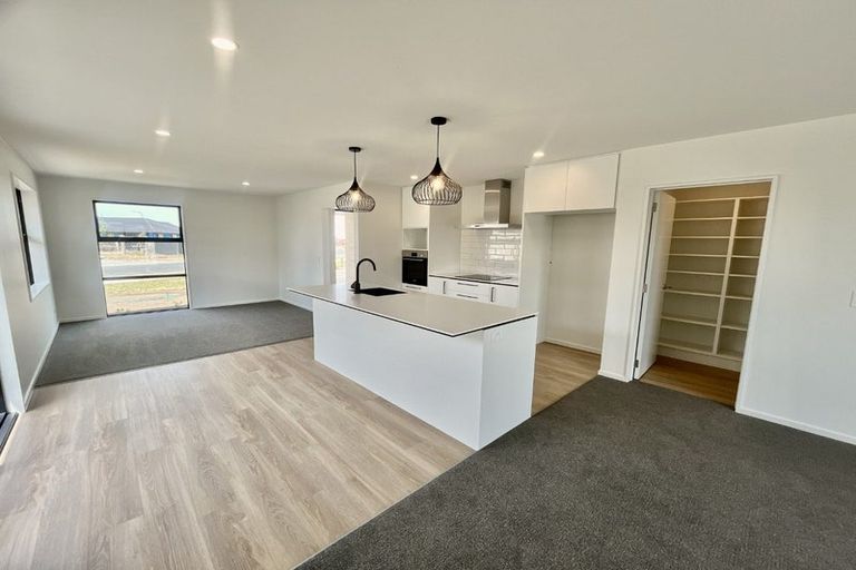 Photo of property in 5 Longore Way, Rolleston, 7614