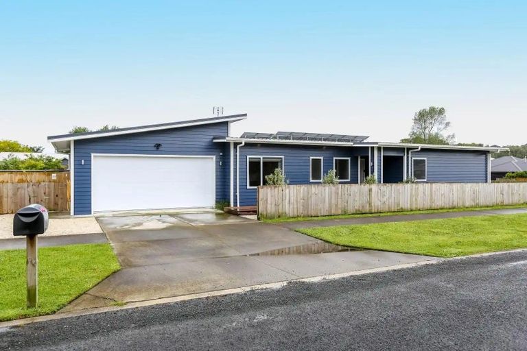 Photo of property in 39 Smith Street, Lepperton, New Plymouth, 4373