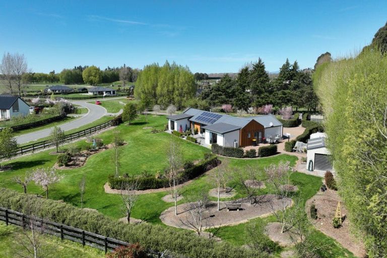 Photo of property in 6 Hallfield Drive, Ohoka, Kaiapoi, 7692