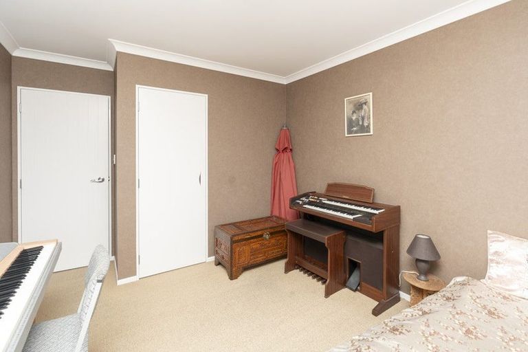 Photo of property in 2 Thomson Avenue, Dinsdale, Hamilton, 3204