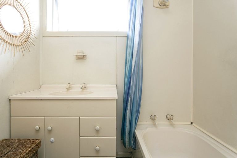 Photo of property in 40 Rotokawa Street, Taupo, 3330