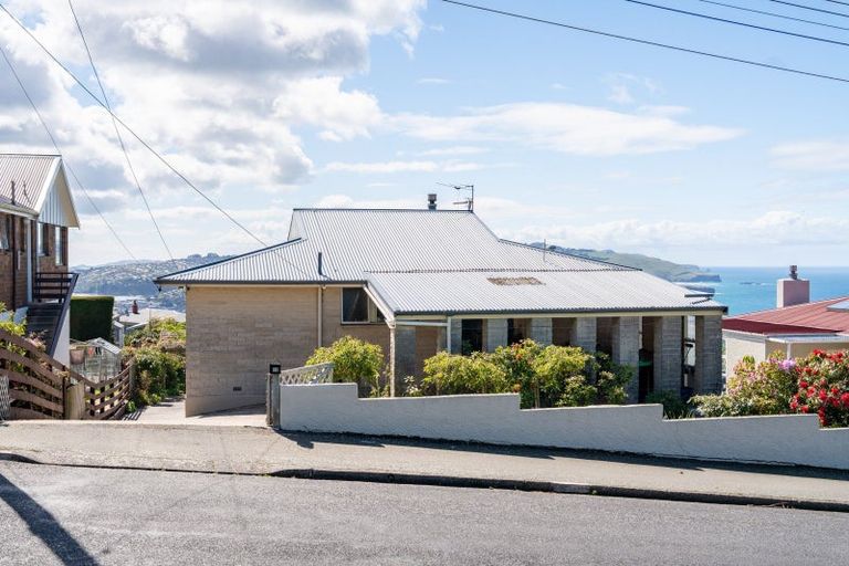 Photo of property in 59 Isadore Road, Saint Clair, Dunedin, 9012