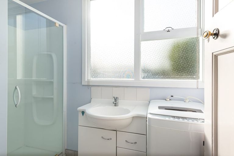 Photo of property in 165a Peverel Street, Riccarton, Christchurch, 8041