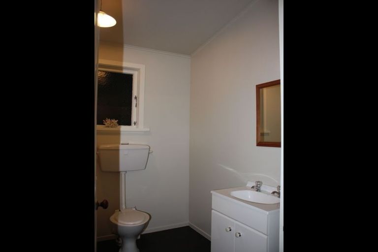 Photo of property in 5 Elm Row, Dunedin Central, Dunedin, 9016
