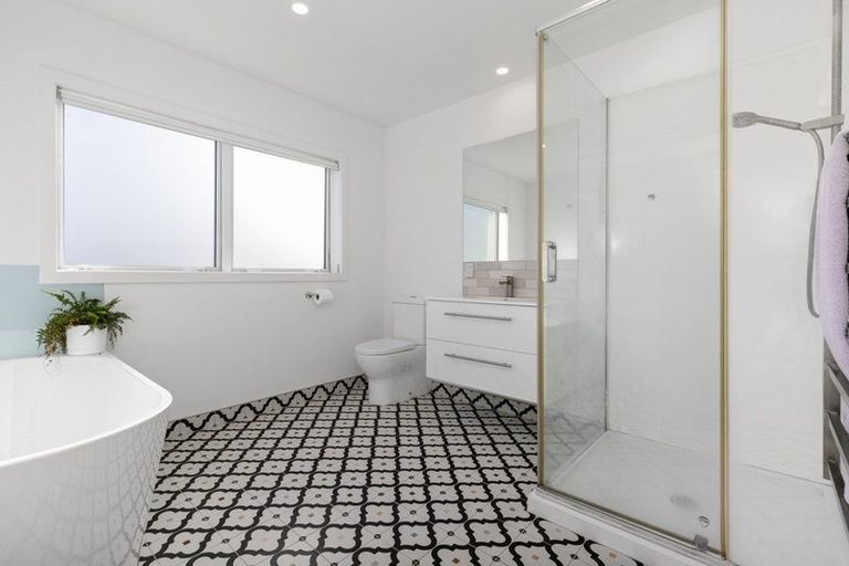 Photo of property in 74c Prospect Terrace, Pukekohe, 2120