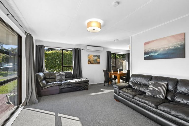 Photo of property in 4 Ward Place, Marfell, New Plymouth, 4310
