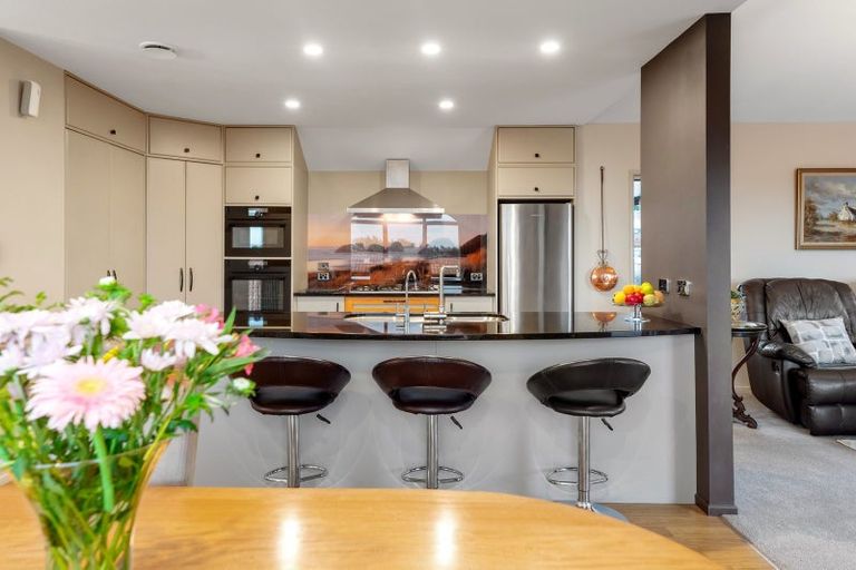 Photo of property in 63 Buxton Place, Ohauiti, Tauranga, 3112