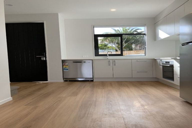 Photo of property in 15/22 James Laurie Street, Henderson, Auckland, 0612